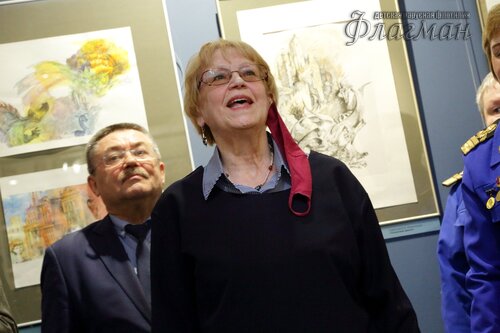 Открытие выставки работ  художника-иллюстратора Евгении Ивановны Стерлиговой YE1A0557